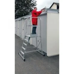 Günzburger Alu-Podest-Treppe Fahrbar 5 St., 303105 -Werkzeugserien Geschäft 303105a zoom54d782df25665 600x600