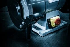 Noll Doppelschleifbock GD-200, Noll-GD-200 -Werkzeugserien Geschäft GD 200 Detail1 smallSizem3J3peJRJoMia 600x600