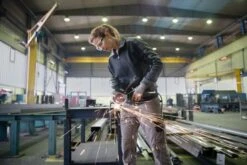 Bosch Winkelschleifer GWS 17-125 S INOX 06017D0500 -Werkzeugserien Geschäft IMG RD 381452 16SPRmDq79ALMSA 600x600