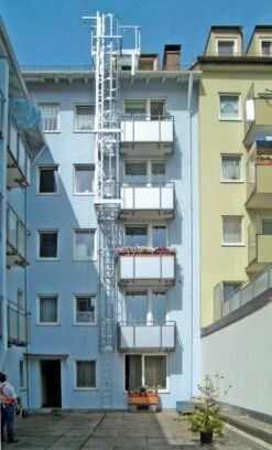 Günzburger Mehrzügige Steigleitern Mit Rückenschutz Aluminium Eloxiert, 500255